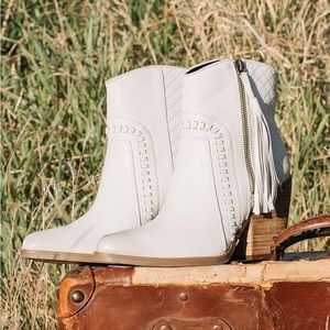 Dingo Dream Big Leather Western Ankle Boot